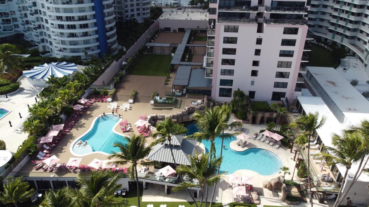 Two Bedroom On The Beach With Balcony And Oceanview Miami Beach Exterior photo